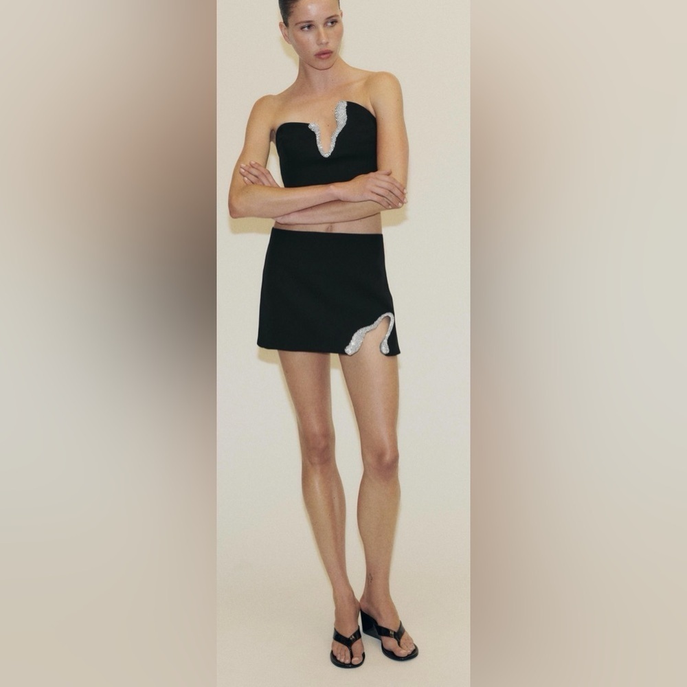 Zara Jewel Appliqué Mini Skirt Black Size Small NWT